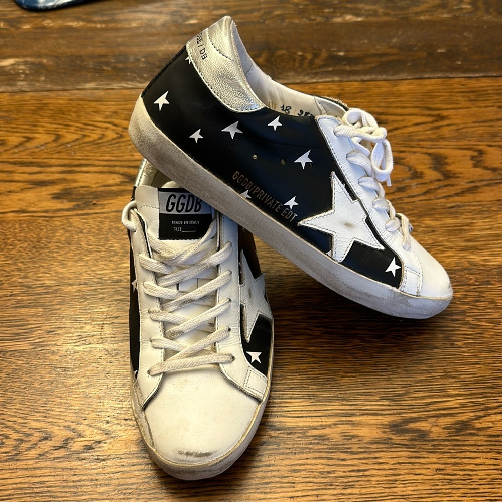 Golden Goose Women’s Super-Star in Black Leather with White Star contrast (37)